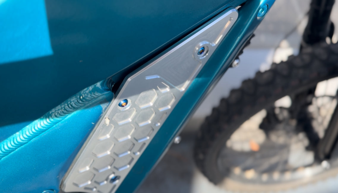 TALARIA XXX SIDE PANEL TITANIUM